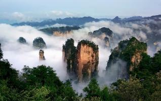 What is the Most Beautiful Season in Zhangjiajie? 