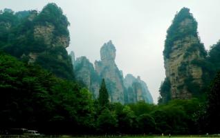 Zhangjiajie Beautiful Sights in Four Seasons, Better Not Miss it! 