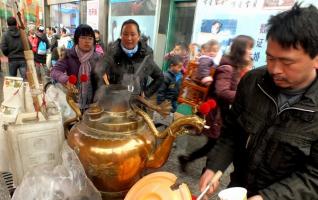 Zhangjiajie delicious snacks on the City Streets 