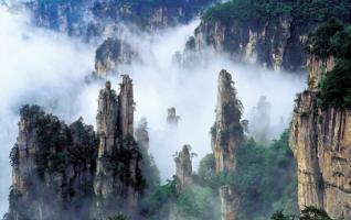 The way to ZhangJiajie is always open 