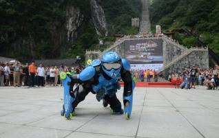 Jean-Yves Blondeau Aka French Rollerman at His Best in Tianmen Mountain 