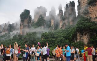 Zhangjiajie Beats 13 of East Asia’s Natural Wonders 