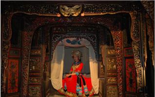 Zhangjiajie Tujia people’s Dripping Bed 