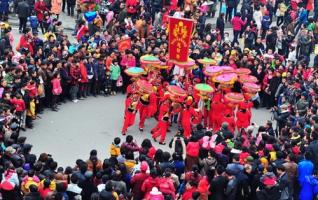 2013 ZJJ Splendid Lantern Show Was Presented in Downtown 