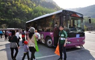 ZJJ Wulingyuan Scenic Area Uses New Energy Gas Bus 