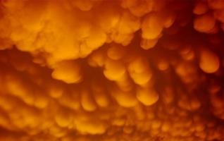 The Rare Orange Breast Clouds in America 