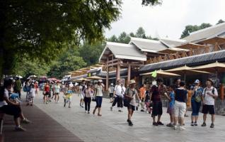 ZJJ Tianzi Mountain’s Tourist Facilities have been Improved 