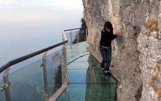 Thrilling Experience on Glass Gallery Road in Tianmen Mountain 