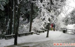 Zhangjiajie Park Huangshi Village has “Ice” Wonders 