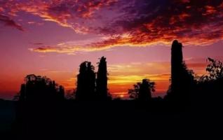 Zhangjiajie’s Beautiful Photos for Sunrise and Sunset 