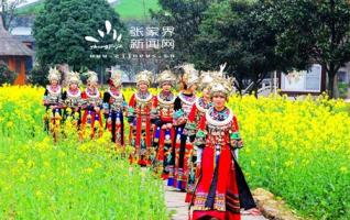 ZJJ “Rape Flower Girls” in Huanglong Cave Eco Plaza as Beautiful as Fairies 