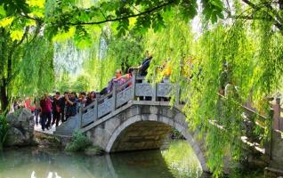 ZJJ Wulingyuan had a Growing Tourism in Summer 