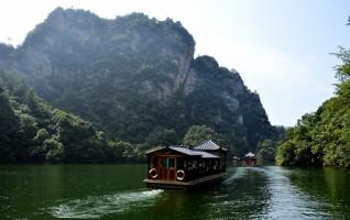 ZJJ Baofeng Lake receive more than 310,000 Visitors in Summer Vacation 