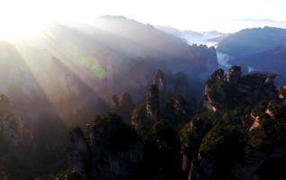 Sunshine in Zhangjiajie national froest park-Huangshi village 