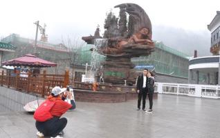 Magnificent “Moon Goddess” in Wulingyuan