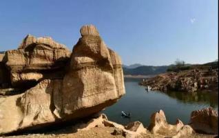 Zhangjiajie Hongshilin National Rock Desert Park will soon be available