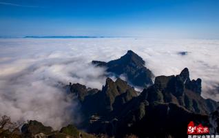 Tianmenshan's cloud sea scenery is like a fairyland